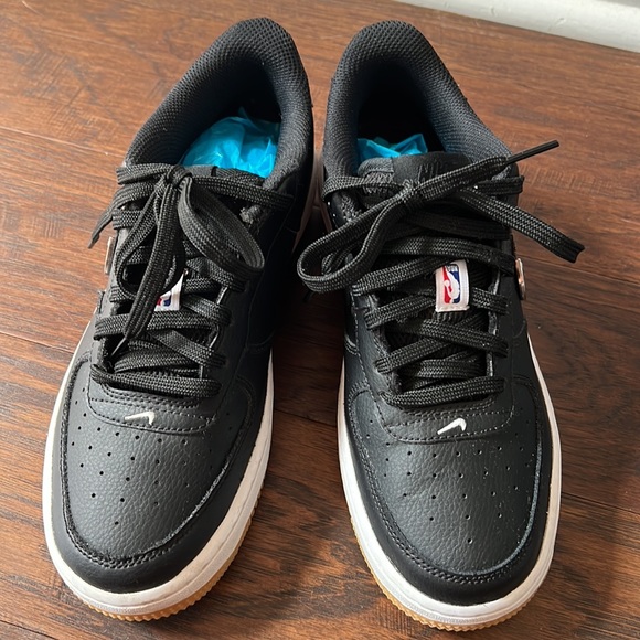 Nike Air-force One 07 NBA - Picture 2 of 7